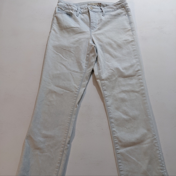 Athleta Women's Sculptek Straight Leg Ankle Light White Wash Denim Jeans -Size 8 - Picture 1 of 7